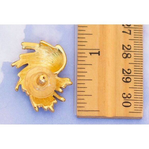 Avon Vintage Golden Rope Stud Earrings - S26 - Picture 3 of 3